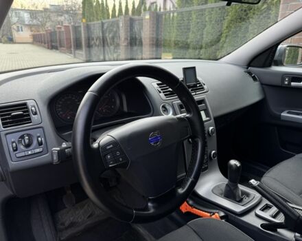 Серый Вольво В50, объемом двигателя 1.6 л и пробегом 225 тыс. км за 5950 $, фото 16 на Automoto.ua