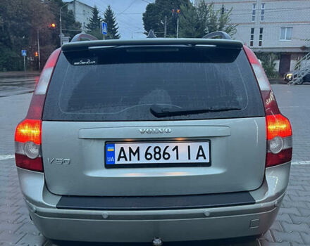 Серый Вольво В50, объемом двигателя 1.6 л и пробегом 280 тыс. км за 5800 $, фото 3 на Automoto.ua