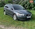 Серый Вольво В50, объемом двигателя 2 л и пробегом 290 тыс. км за 6200 $, фото 1 на Automoto.ua