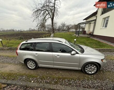 Сірий Вольво V50, об'ємом двигуна 1.56 л та пробігом 277 тис. км за 6700 $, фото 19 на Automoto.ua