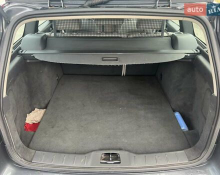 Серый Вольво В50, объемом двигателя 1.56 л и пробегом 320 тыс. км за 6000 $, фото 16 на Automoto.ua