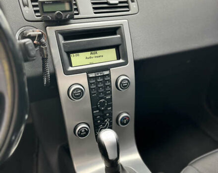 Серый Вольво В50, объемом двигателя 1.98 л и пробегом 216 тыс. км за 6400 $, фото 11 на Automoto.ua