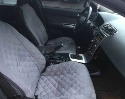 Серый Вольво В50, объемом двигателя 1.6 л и пробегом 367 тыс. км за 6490 $, фото 9 на Automoto.ua