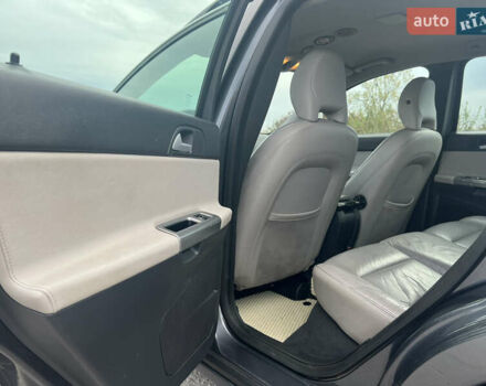 Серый Вольво В50, объемом двигателя 1.56 л и пробегом 320 тыс. км за 6000 $, фото 18 на Automoto.ua