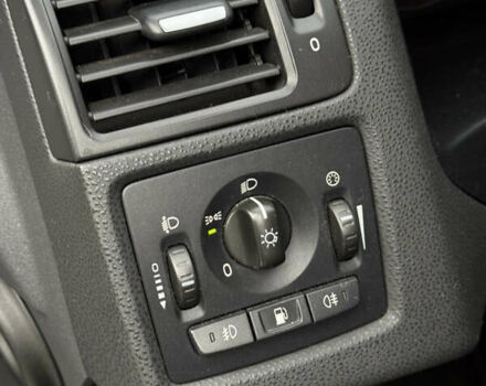 Сірий Вольво V50, об'ємом двигуна 1.56 л та пробігом 244 тис. км за 6900 $, фото 7 на Automoto.ua