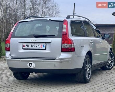 Серый Вольво В50, объемом двигателя 2 л и пробегом 213 тыс. км за 6500 $, фото 16 на Automoto.ua