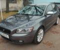 Сірий Вольво V50, об'ємом двигуна 2 л та пробігом 348 тис. км за 3000 $, фото 2 на Automoto.ua