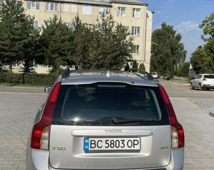 Серый Вольво В50, объемом двигателя 2 л и пробегом 285 тыс. км за 7000 $, фото 10 на Automoto.ua