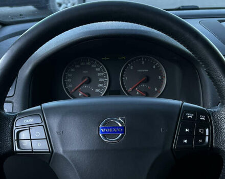 Серый Вольво В50, объемом двигателя 2 л и пробегом 261 тыс. км за 6600 $, фото 38 на Automoto.ua