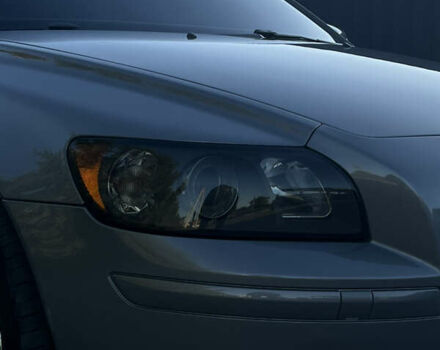 Серый Вольво В50, объемом двигателя 2 л и пробегом 261 тыс. км за 6600 $, фото 21 на Automoto.ua