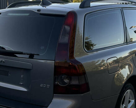 Серый Вольво В50, объемом двигателя 2 л и пробегом 261 тыс. км за 6600 $, фото 30 на Automoto.ua