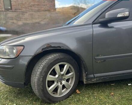 Сірий Вольво V50, об'ємом двигуна 1.56 л та пробігом 590 тис. км за 3700 $, фото 1 на Automoto.ua