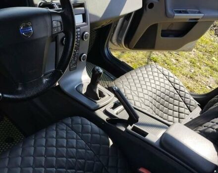 Серый Вольво В50, объемом двигателя 1.6 л и пробегом 230 тыс. км за 6300 $, фото 18 на Automoto.ua