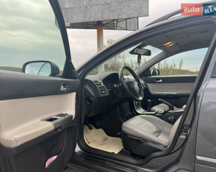 Серый Вольво В50, объемом двигателя 1.56 л и пробегом 320 тыс. км за 6000 $, фото 24 на Automoto.ua