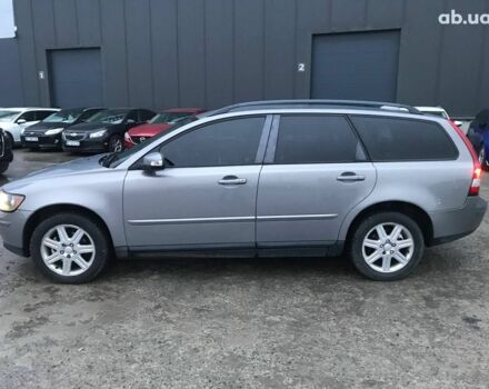 Серый Вольво В50, объемом двигателя 1.6 л и пробегом 367 тыс. км за 6490 $, фото 2 на Automoto.ua