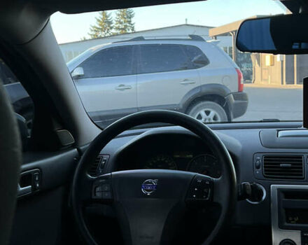 Серый Вольво В50, объемом двигателя 2 л и пробегом 261 тыс. км за 6600 $, фото 43 на Automoto.ua