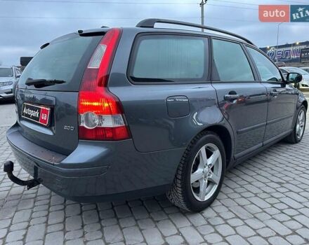 Сірий Вольво V50, об'ємом двигуна 2 л та пробігом 370 тис. км за 7140 $, фото 4 на Automoto.ua