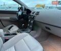 Сірий Вольво V50, об'ємом двигуна 2 л та пробігом 370 тис. км за 7140 $, фото 23 на Automoto.ua