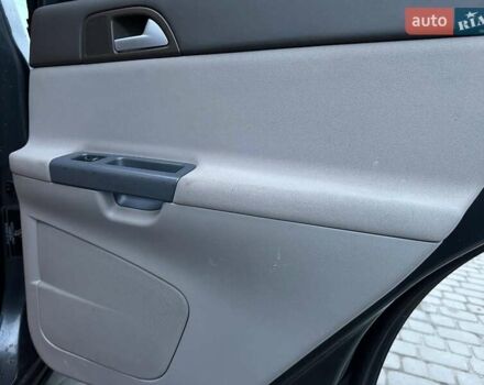 Сірий Вольво V50, об'ємом двигуна 2 л та пробігом 370 тис. км за 7140 $, фото 22 на Automoto.ua