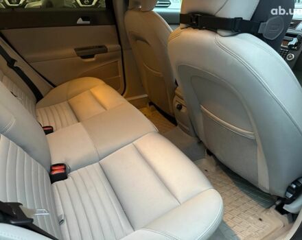 Сірий Вольво V50, об'ємом двигуна 2 л та пробігом 370 тис. км за 7140 $, фото 12 на Automoto.ua