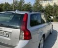 Серый Вольво В50, объемом двигателя 2 л и пробегом 285 тыс. км за 7000 $, фото 5 на Automoto.ua