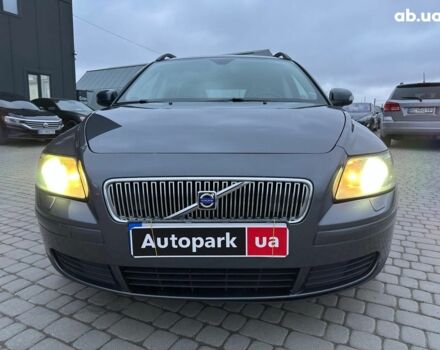 Сірий Вольво V50, об'ємом двигуна 2 л та пробігом 370 тис. км за 7140 $, фото 8 на Automoto.ua