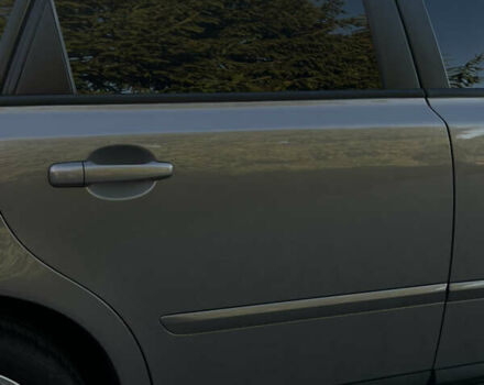 Серый Вольво В50, объемом двигателя 2 л и пробегом 261 тыс. км за 6600 $, фото 33 на Automoto.ua