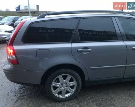 Серый Вольво В50, объемом двигателя 1.6 л и пробегом 367 тыс. км за 6490 $, фото 16 на Automoto.ua