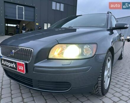 Сірий Вольво V50, об'ємом двигуна 2 л та пробігом 370 тис. км за 7140 $, фото 9 на Automoto.ua