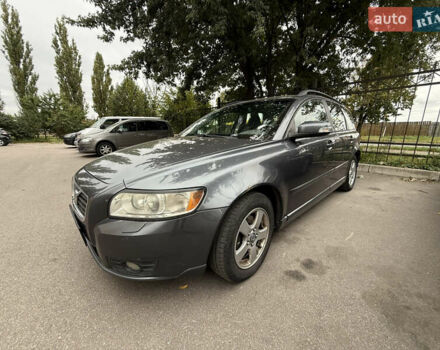 Вольво В50 2008 в Киеве на Automoto.ua Серый Вольво В50, объемом двигателя 1.56 л и пробегом 283 тыс. км за 6700 $, фото 12 на Automoto.ua