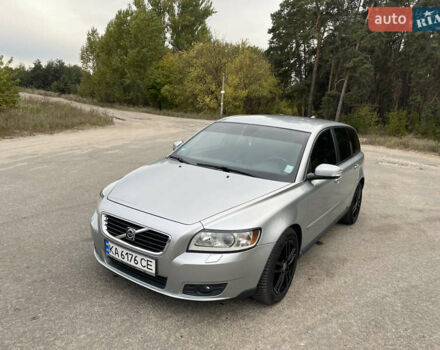 Сірий Вольво V50, об'ємом двигуна 2 л та пробігом 241 тис. км за 7500 $, фото 6 на Automoto.ua