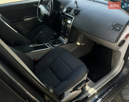Сірий Вольво V50, об'ємом двигуна 1.6 л та пробігом 232 тис. км за 4800 $, фото 25 на Automoto.ua