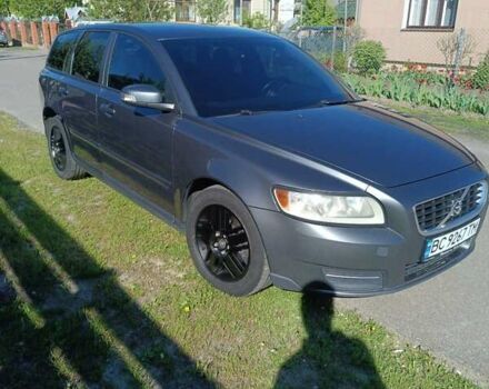 Серый Вольво В50, объемом двигателя 1.56 л и пробегом 383 тыс. км за 6200 $, фото 6 на Automoto.ua