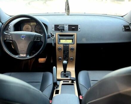 Сірий Вольво V50, об'ємом двигуна 2 л та пробігом 250 тис. км за 8300 $, фото 14 на Automoto.ua