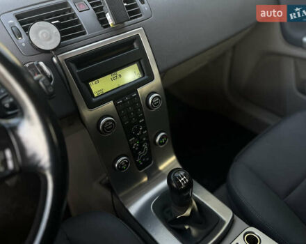 Сірий Вольво V50, об'ємом двигуна 1.6 л та пробігом 232 тис. км за 4800 $, фото 20 на Automoto.ua