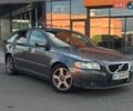 Серый Вольво В50, объемом двигателя 2.4 л и пробегом 235 тыс. км за 7450 $, фото 1 на Automoto.ua