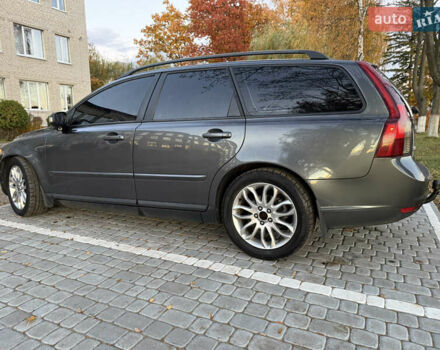Вольво В50 2008 в Рава-Русская на Automoto.ua Серый Вольво В50, объемом двигателя 2 л и пробегом 418 тыс. км за 5499 $, фото 14 на Automoto.ua