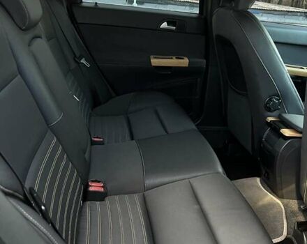 Сірий Вольво V50, об'ємом двигуна 2 л та пробігом 250 тис. км за 8300 $, фото 17 на Automoto.ua