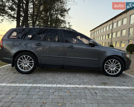 Вольво В50 2008 в Рава-Русская на Automoto.ua Серый Вольво В50, объемом двигателя 2 л и пробегом 418 тыс. км за 5499 $, фото 9 на Automoto.ua