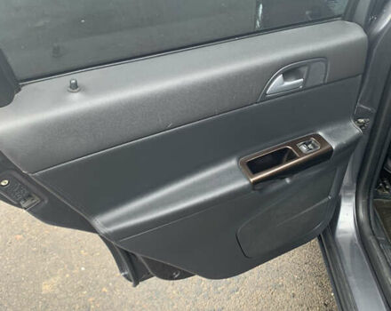 Серый Вольво В50, объемом двигателя 1.56 л и пробегом 263 тыс. км за 5500 $, фото 9 на Automoto.ua