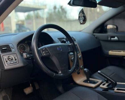 Сірий Вольво V50, об'ємом двигуна 2 л та пробігом 250 тис. км за 8300 $, фото 13 на Automoto.ua