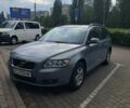Серый Вольво В50, объемом двигателя 1.6 л и пробегом 241 тыс. км за 6250 $, фото 1 на Automoto.ua