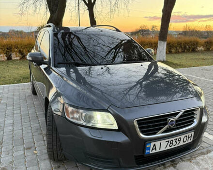 Вольво В50 2008 в Рава-Русская на Automoto.ua Серый Вольво В50, объемом двигателя 2 л и пробегом 418 тыс. км за 5499 $, фото 5 на Automoto.ua