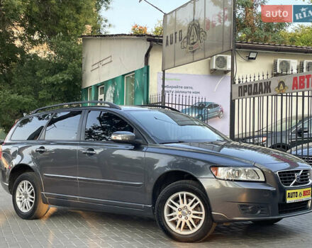 Серый Вольво В50, объемом двигателя 1.6 л и пробегом 310 тыс. км за 7500 $, фото 4 на Automoto.ua