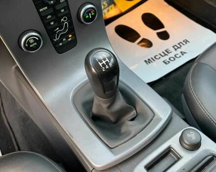 Серый Вольво В50, объемом двигателя 1.6 л и пробегом 217 тыс. км за 6800 $, фото 13 на Automoto.ua