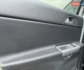 Сірий Вольво V50, об'ємом двигуна 2 л та пробігом 241 тис. км за 7500 $, фото 26 на Automoto.ua