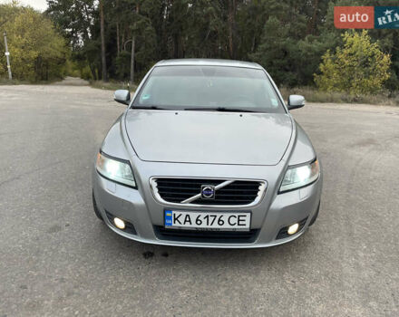 Сірий Вольво V50, об'ємом двигуна 2 л та пробігом 241 тис. км за 7500 $, фото 15 на Automoto.ua