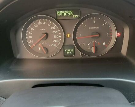 Серый Вольво В50, объемом двигателя 1.56 л и пробегом 383 тыс. км за 6200 $, фото 14 на Automoto.ua