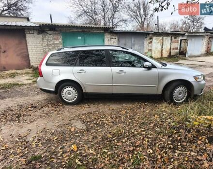 Серый Вольво В50, объемом двигателя 1.56 л и пробегом 280 тыс. км за 5700 $, фото 9 на Automoto.ua