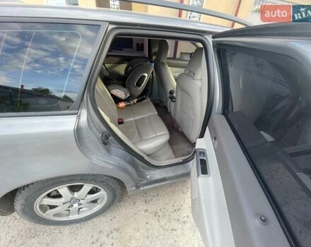 Сірий Вольво V50, об'ємом двигуна 2 л та пробігом 507 тис. км за 6600 $, фото 4 на Automoto.ua